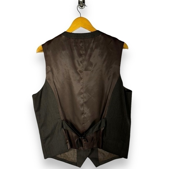 Perry Ellis Menswear Single Breasted Button Front Vest, Taupe Brown, Size Large - Picture 9 of 9
